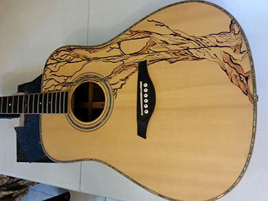 תיקון סדקים בגיטרה - לאחר טיפול