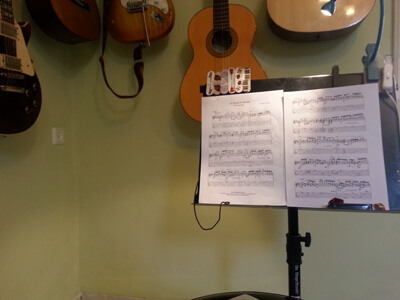 מיטב התווים/טאבים בשיעורי הגיטרה